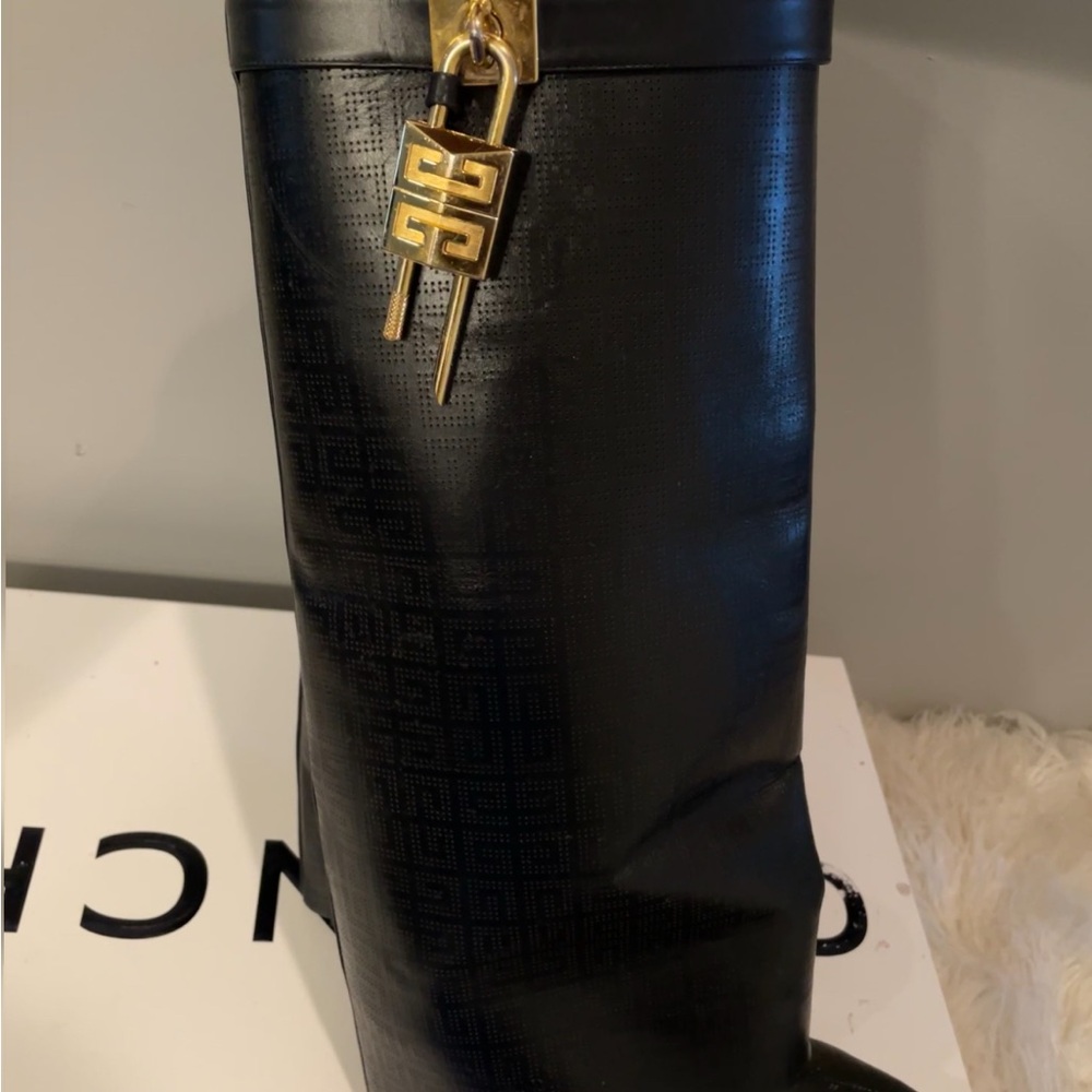 Givenchy Black and Gold Heeled Boots Sleek Design